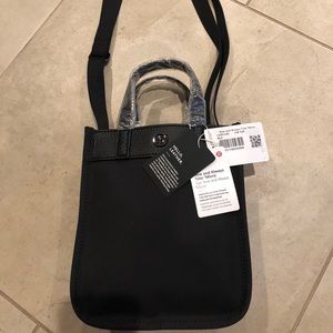 Lululemon black now and always micro tote